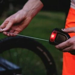 Antivol Câble Vélo Compact FLX Avec Lumière Intégrée Hiplok -VTT-BMX Soldes antivol cable velo compact flx avec lumiere integree hiplok full 3